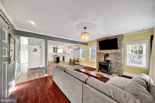 35 Lafayette Ave, Titusville, NJ 08560 - Photo 7