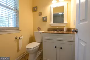 112 Treymore Ct, Pennington, NJ 08534 - Photo 7