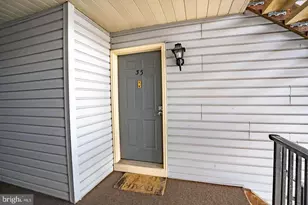 35 Joyner Ct, Lawrenceville, NJ 08648 - Photo 1