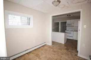1408 Stuyvesant Ave, Trenton, NJ 08618 - Photo 7