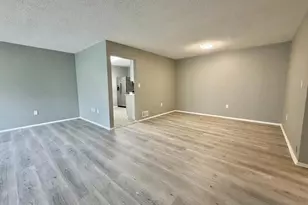 44 Cheverny Ct, Hamilton Township, NJ 08619 - Photo 3