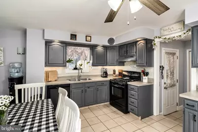 68 Madison Avenue, Hamilton Township, NJ 08619 - Photo 9