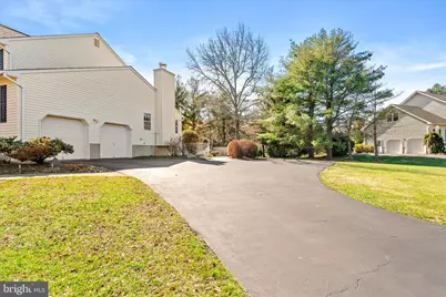 1 Sara Drive, Robbinsville, NJ 08691 - Photo 3