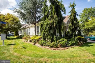 97 Hummingbird Dr, Hamilton Township, NJ 08690 - Photo 23