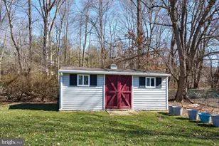 174 Hickory Corner Rd, Hightstown, NJ 08520 - Photo 33