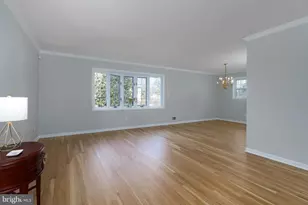 174 Hickory Corner Rd, Hightstown, NJ 08520 - Photo 5