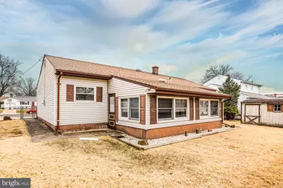 1027 Estates Boulevard, Hamilton Township, NJ 08690 - Photo 3