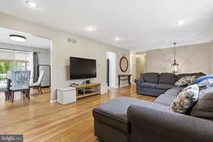 194 Bull Run Rd, Ewing Township, NJ 08638 - Photo 9