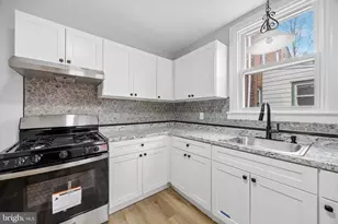 42 Laurel Ave, Trenton, NJ 08618 - Photo 5