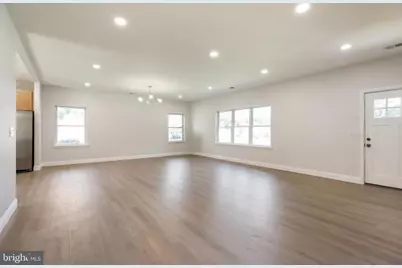 209 Parkinson Avenue, Hamilton Township, NJ 08610 - Photo 5