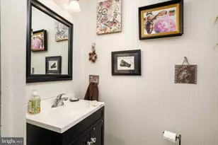 611 Greenwich, East Windsor Township, NJ 08520 - Photo 19
