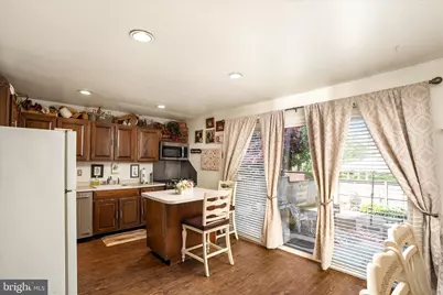 611 Greenwich, East Windsor Township, NJ 08520 - Photo 9