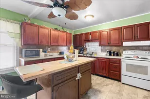 21 Buttonwood Dr, Ewing Township, NJ 08638 - Photo 7