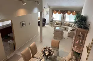 8 Rebecca Ct, Ewing Township, NJ 08628 - Photo 3