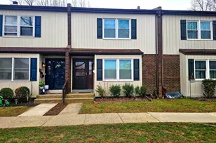 B 2 Carver Pl, Lawrenceville, NJ 08648 - Photo 1