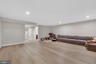 14 Pratt Ln, Lawrence Township, NJ 08648 - Photo 25