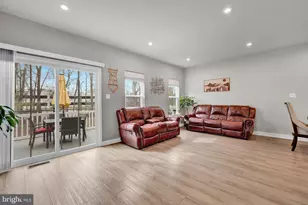 14 Pratt Ln, Lawrence Township, NJ 08648 - Photo 5