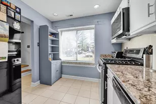 57 Teal Ct, Hightstown, NJ 08520 - Photo 5