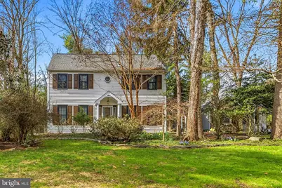 8 Locke Ct, Ewing Township, NJ 08628 - Photo 1