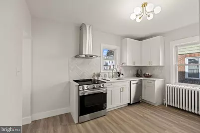 825 Lyndale Avenue, Trenton, NJ 08629 - Photo 19