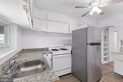 433 S Logan Avenue, Trenton, NJ 08629 - Photo 7