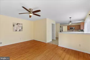 27 Blossom Dr, Ewing Township, NJ 08638 - Photo 13