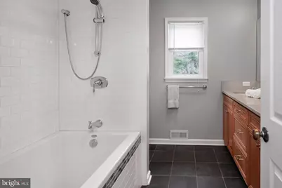 6 Greenfield Drive N, Princeton Junction, NJ 08550 - Photo 21