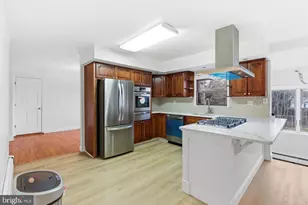 100 Carnine, Ewing Township, NJ 08628 - Photo 17