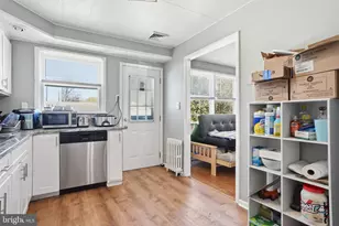 360 Hollowbrook, Ewing Township, NJ 08638 - Photo 9