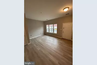 1050 Lamberton Street, Trenton, NJ 08611 - Photo 5