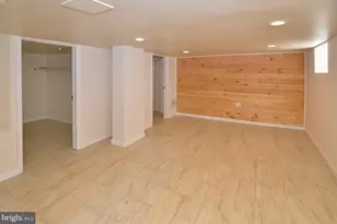 623 Lafayette Ave, Hamilton Township, NJ 08610 - Photo 9