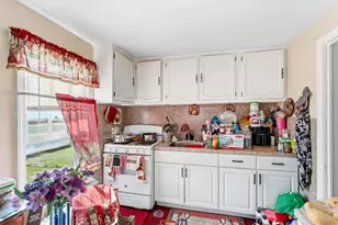 961 S Olden Ave, Hamilton Township, NJ 08610 - Photo 15