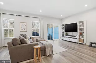 60 Pratt, Lawrence Township, NJ 08648 - Photo 11