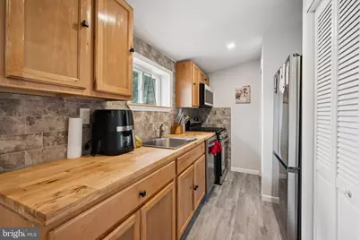 229 Parkinson, Hamilton Township, NJ 08609 - Photo 21