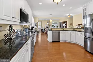 19 Monte Carlo Dr, Robbinsville, NJ 08691 - Photo 7