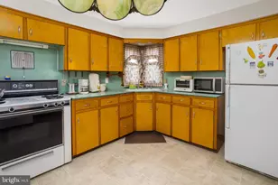 32 Hartman Dr, Hamilton Township, NJ 08690 - Photo 9