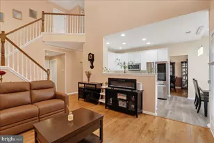 11 Quarry Ct, East Windsor Township, NJ 08520 - Photo 5