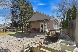 44 Fairlawn Ave, Hamilton Township, NJ 08619 - Photo 17