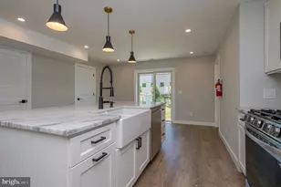 92 Pennwood Dr, Ewing Township, NJ 08638 - Photo 7