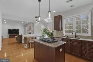 24 Devonshire Dr, West Windsor Township, NJ 08540 - Photo 15