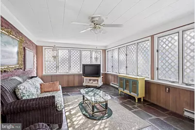 133 Cornwall Avenue, Trenton, NJ 08618 - Photo 9