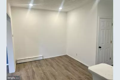 1134 Brunswick Avenue, Trenton, NJ 08638 - Photo 9