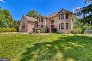 15 Scenic Dr, Ewing Township, NJ 08628 - Photo 1