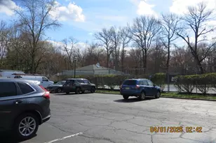 21 Aspen Ct, Trenton, NJ 08619 - Photo 3