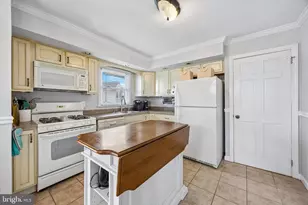 8 Toby Ln, Hamilton Township, NJ 08620 - Photo 7