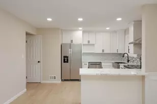 2 Featherbed Ct, Trenton, NJ 08648 - Photo 7