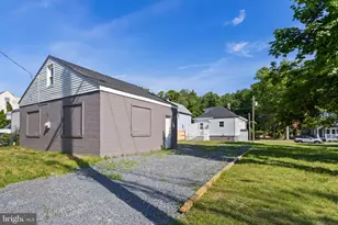 152 Lawn Park Ave, Lawrence Township, NJ 08648 - Photo 29
