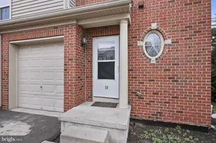 18 Panfili Ln, Hamilton Township, NJ 08610 - Photo 5