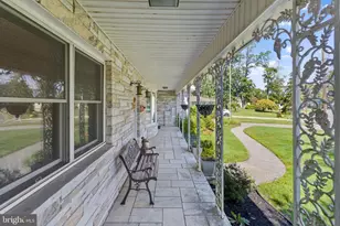 28 Wedge Dr, Hamilton Township, NJ 08610 - Photo 7