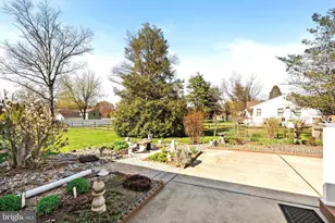 6 Stanley Dr, Robbinsville, NJ 08691 - Photo 31